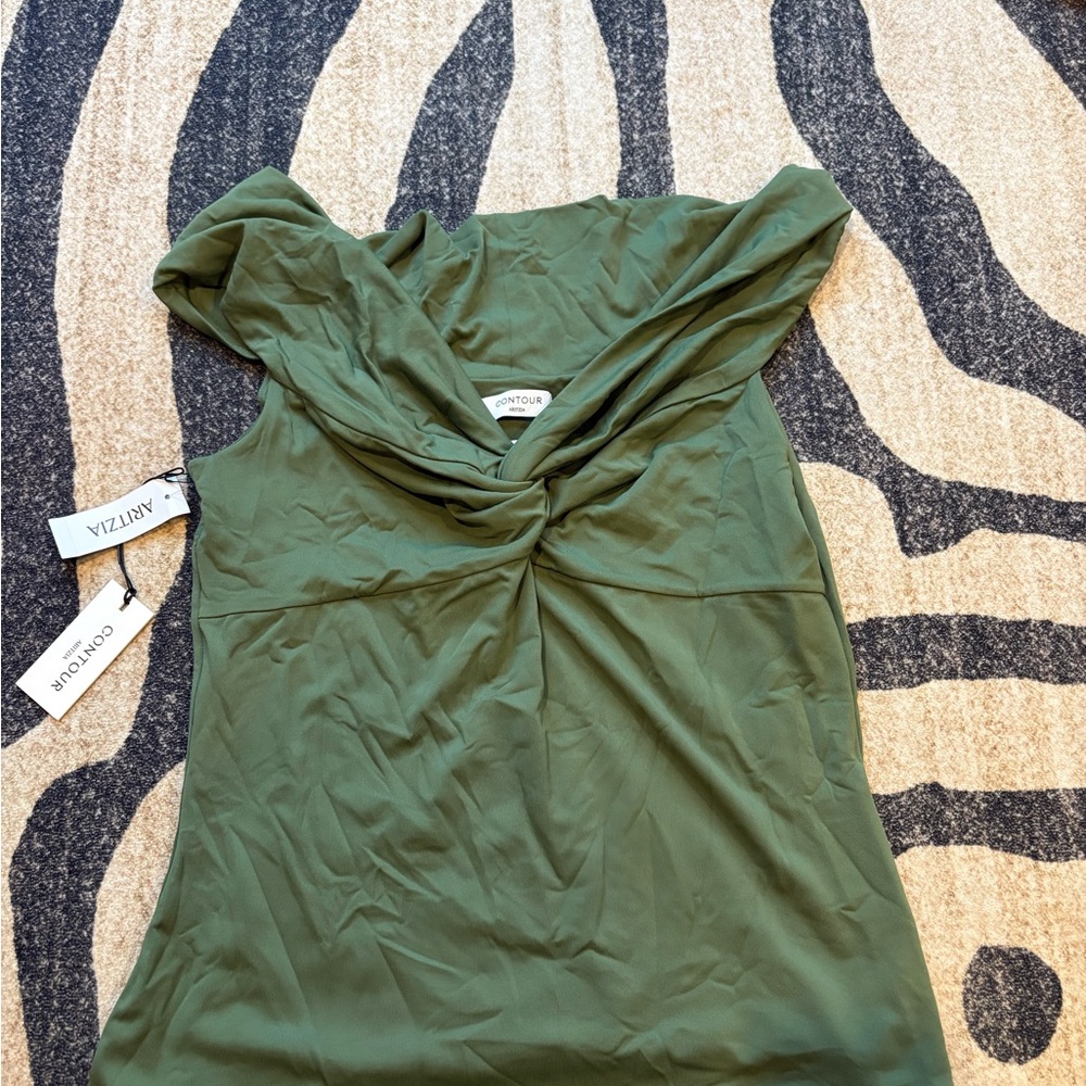Aritzia contour twist top